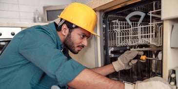 Plumber Pricing: How to Determine Your Hourly Rate