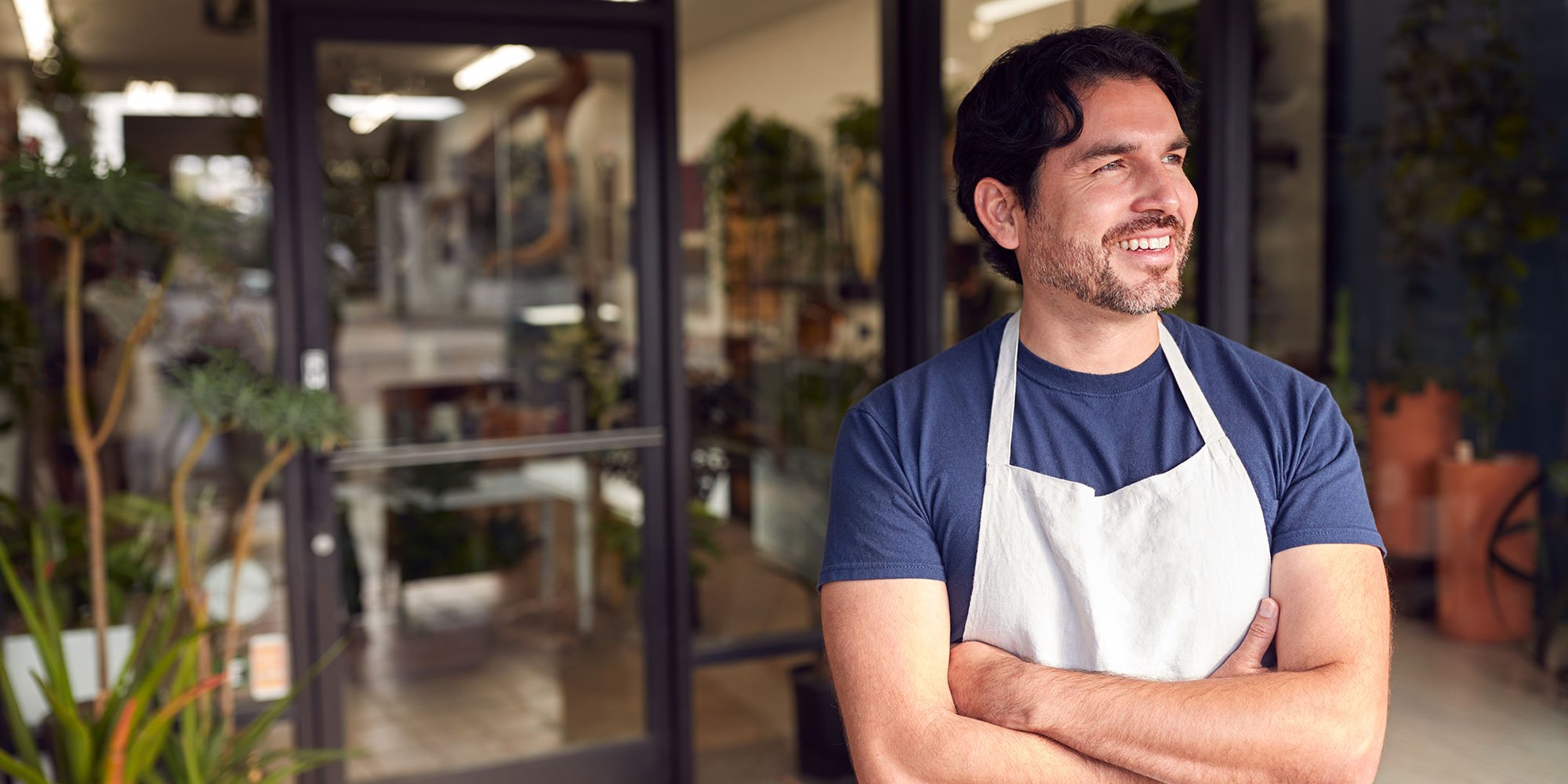 How to Franchise Your Business & 11 Advantages and Disadvantages of Franchising